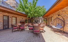 Boutique Living Hotel