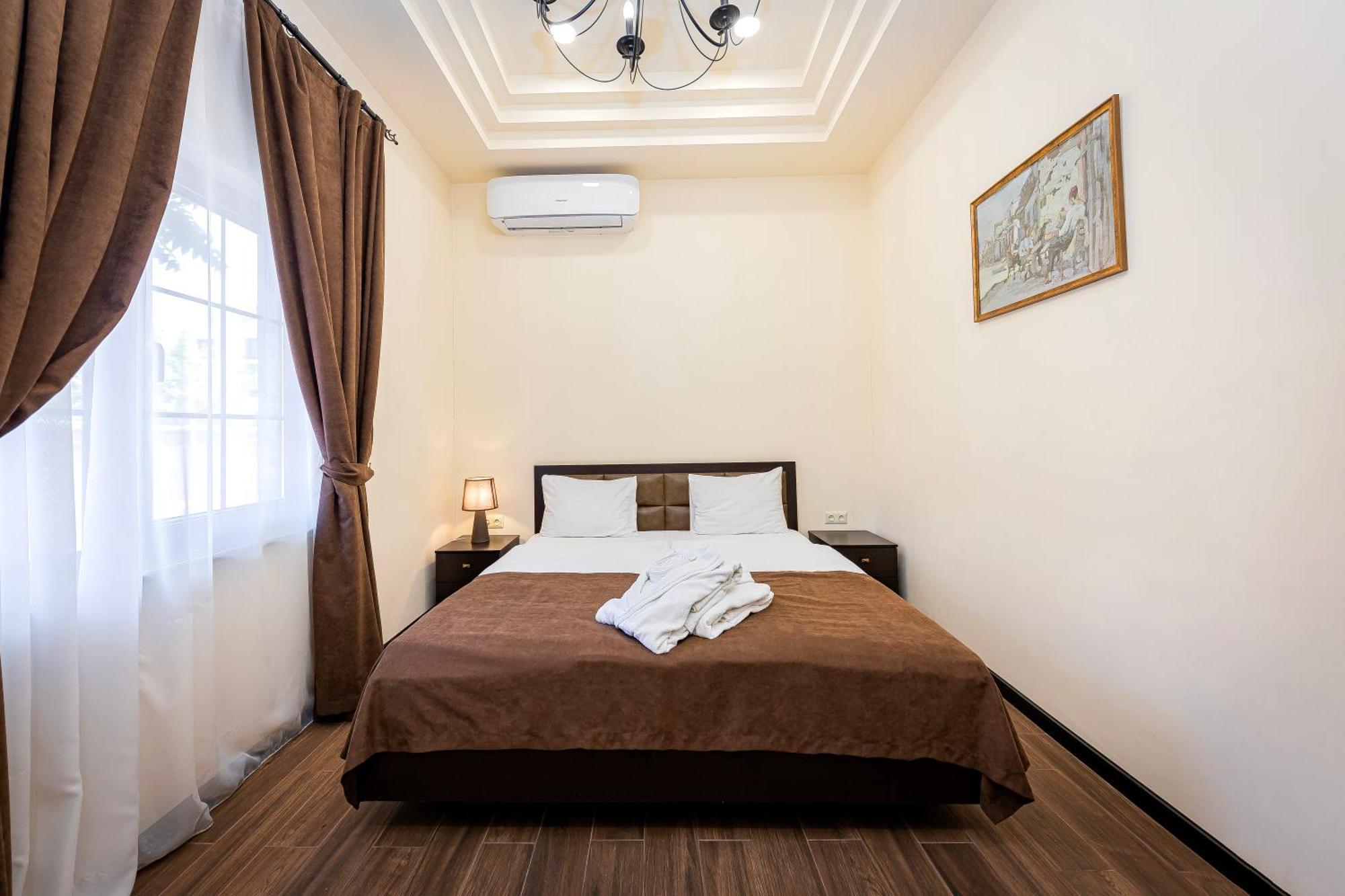 Boutique Living Hotel Ереван Экстерьер фото