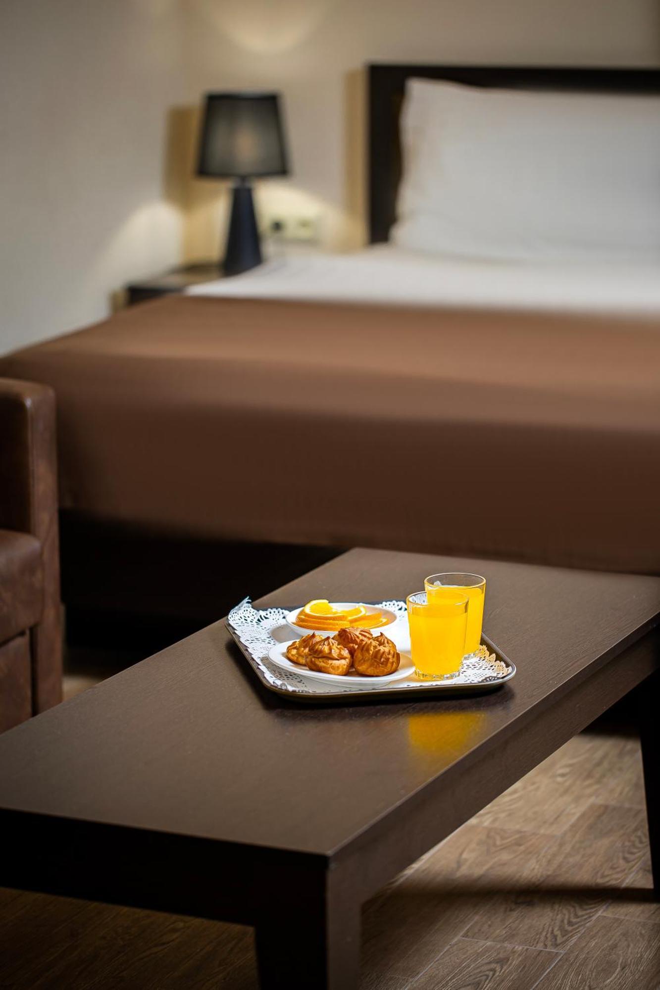 Boutique Living Hotel Ереван Экстерьер фото