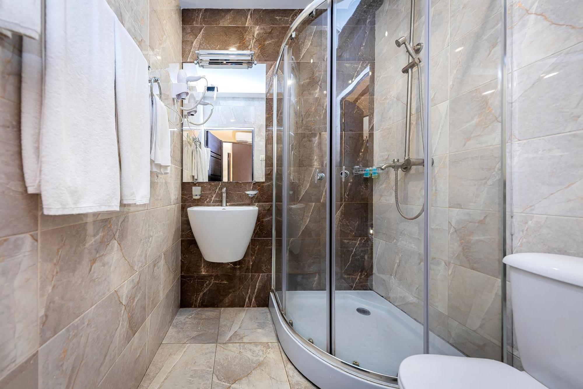 Boutique Living Hotel Ереван Экстерьер фото
