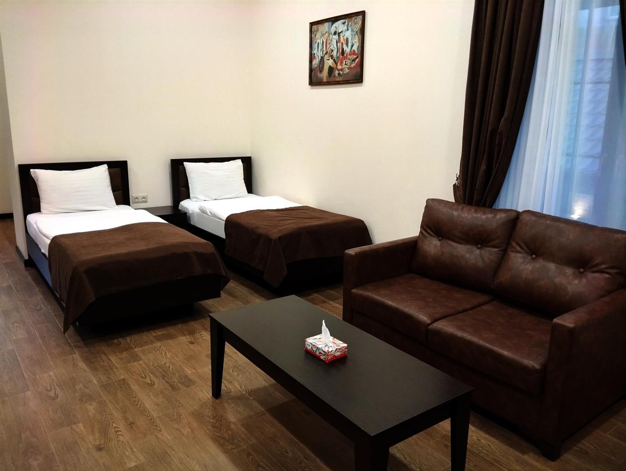 Boutique Living Hotel Ереван Экстерьер фото