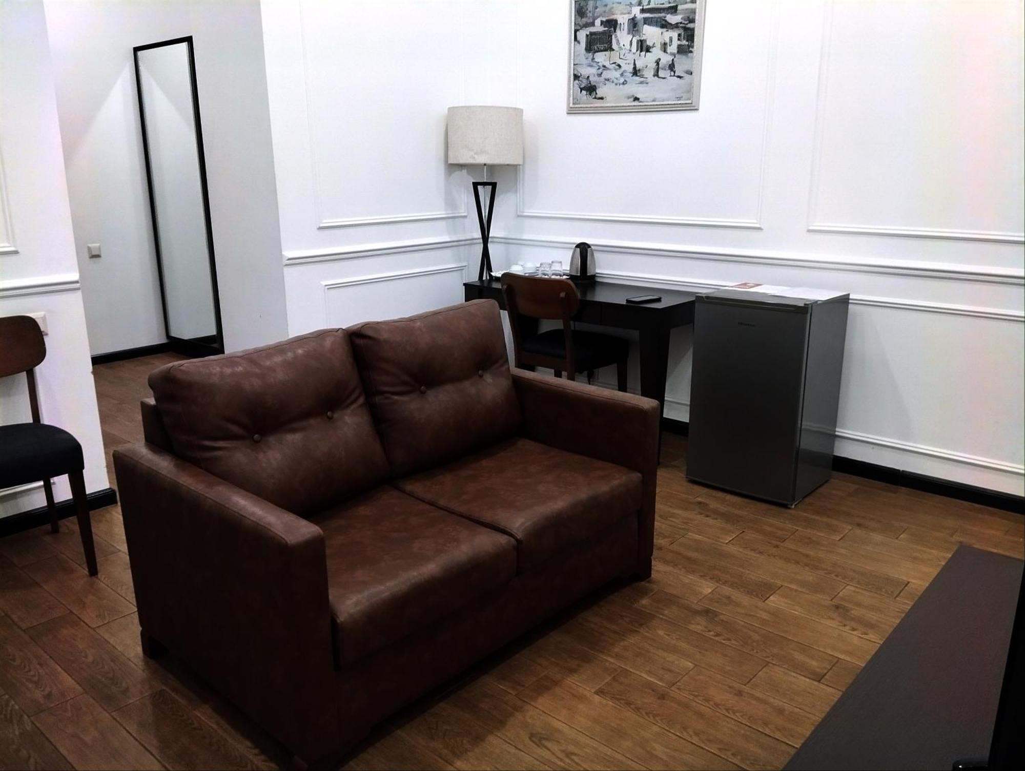 Boutique Living Hotel Ереван Экстерьер фото