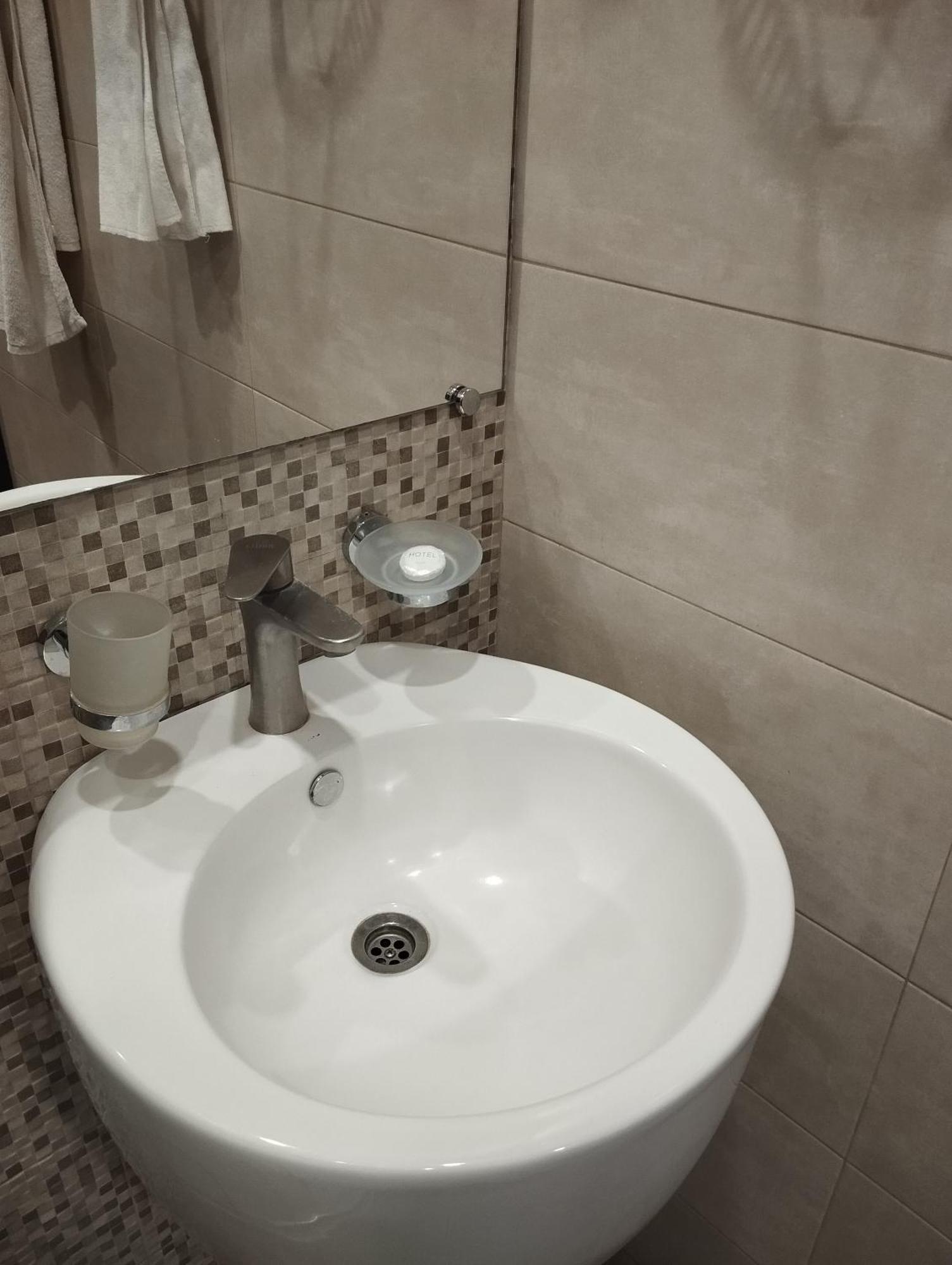 Boutique Living Hotel Ереван Экстерьер фото