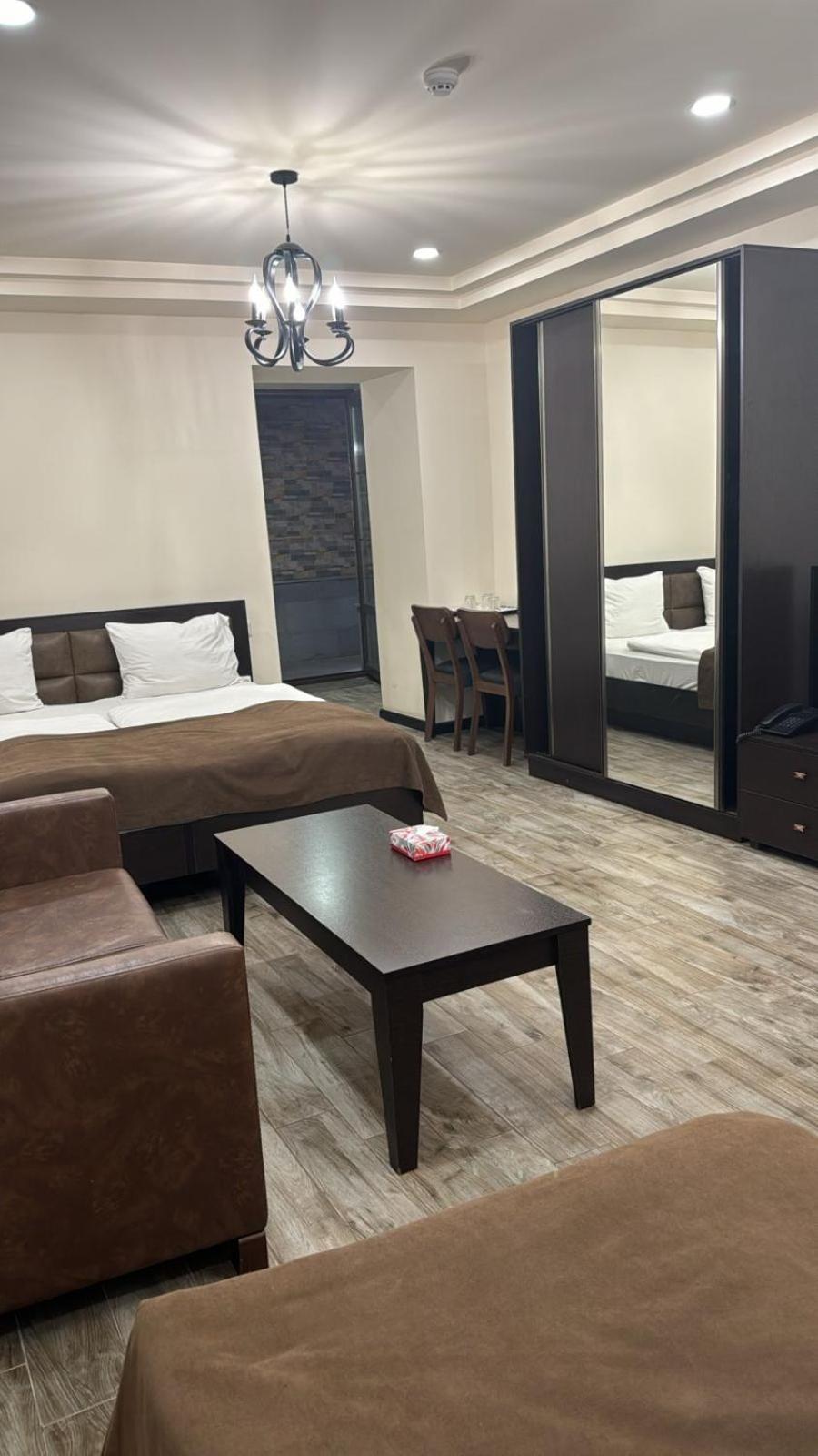 Boutique Living Hotel Ереван Экстерьер фото