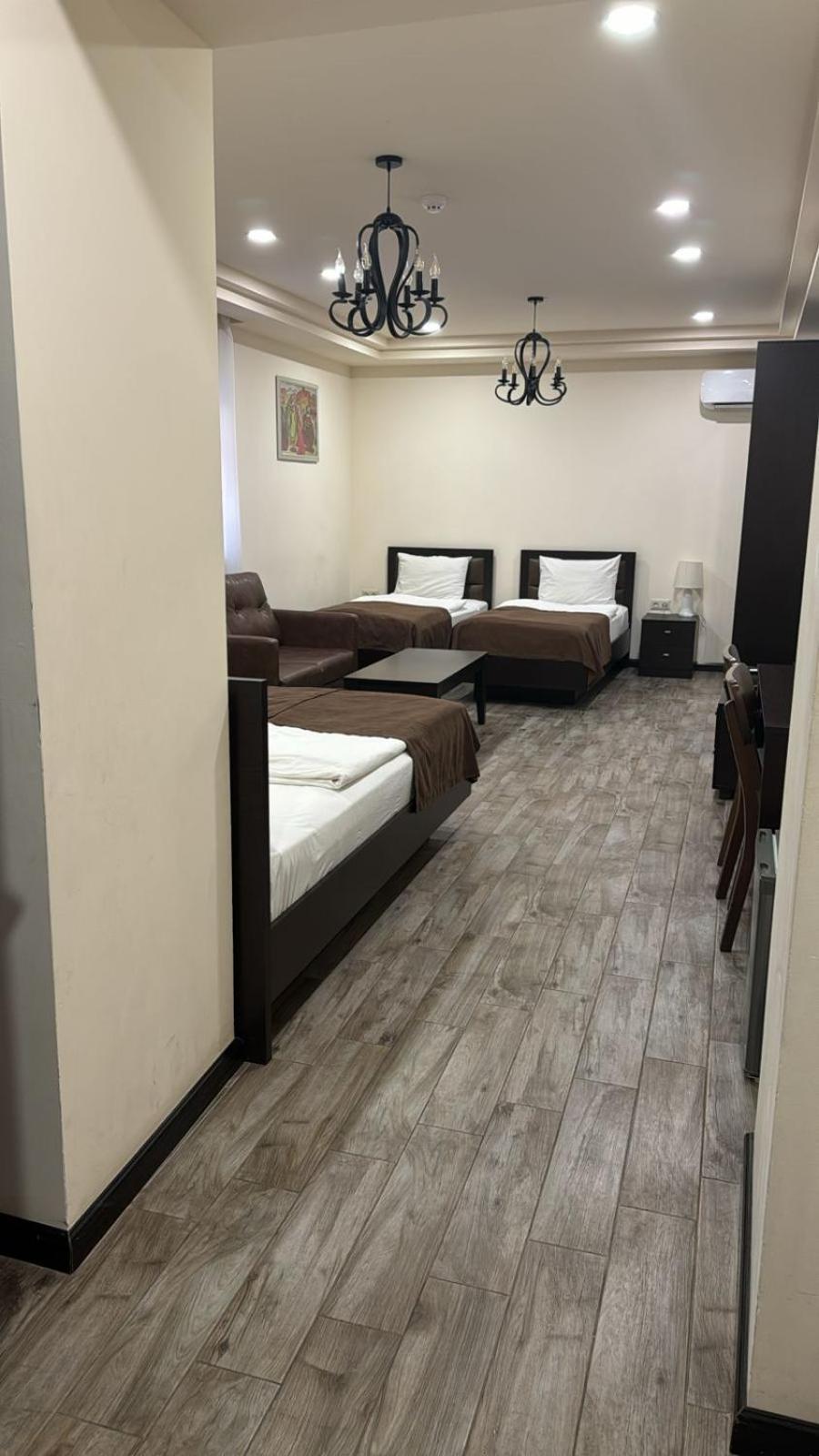 Boutique Living Hotel Ереван Экстерьер фото