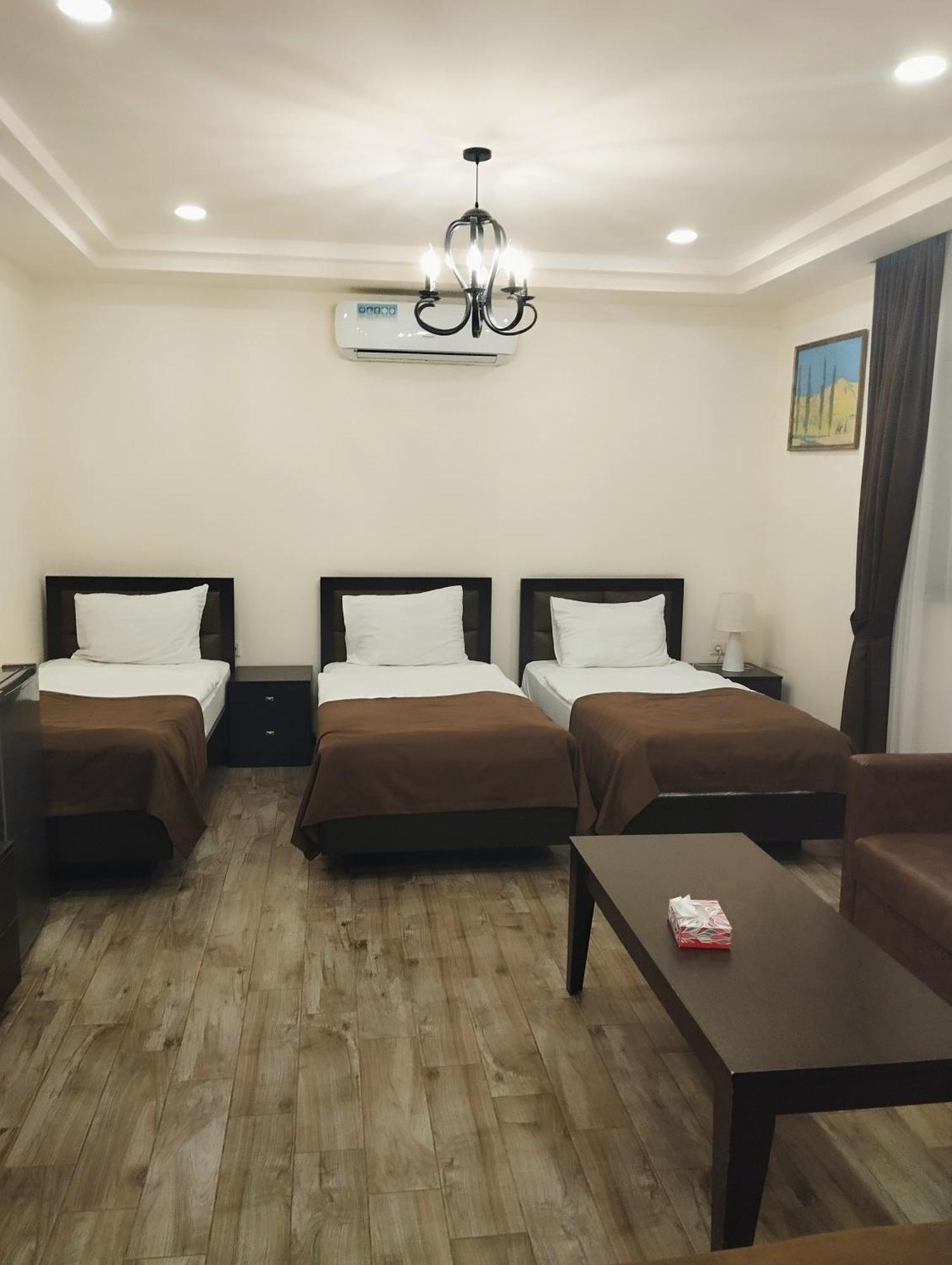 Boutique Living Hotel Ереван Экстерьер фото